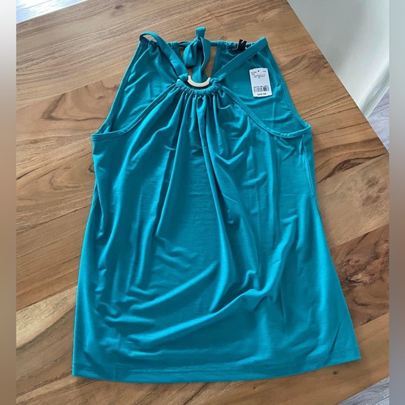 Le Chateau tops - Picture 2 of 3